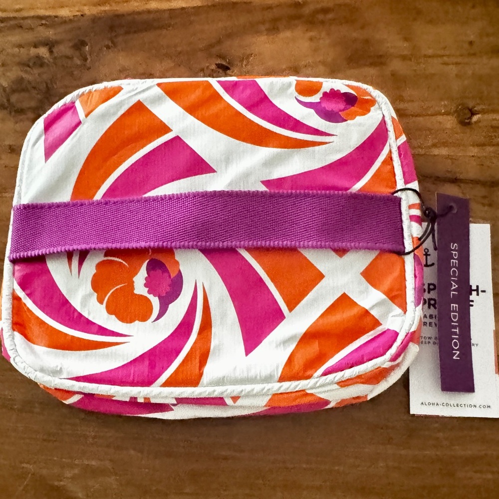 ALOHA Collection Hawaiian Airlines CabinCrew Kit